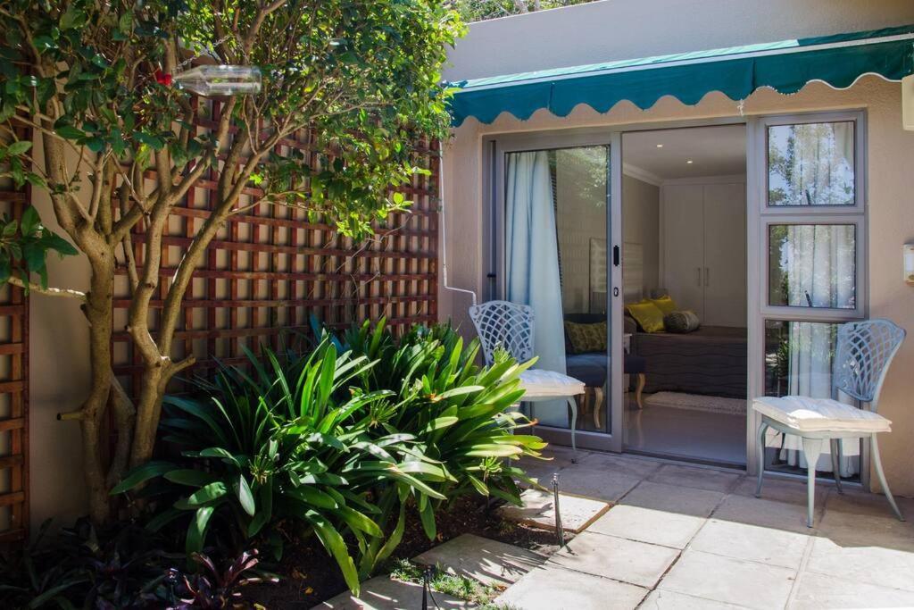 Апартаменты Echo Friendly Sunny Contemporary Garden Flat Кейптаун Экстерьер фото