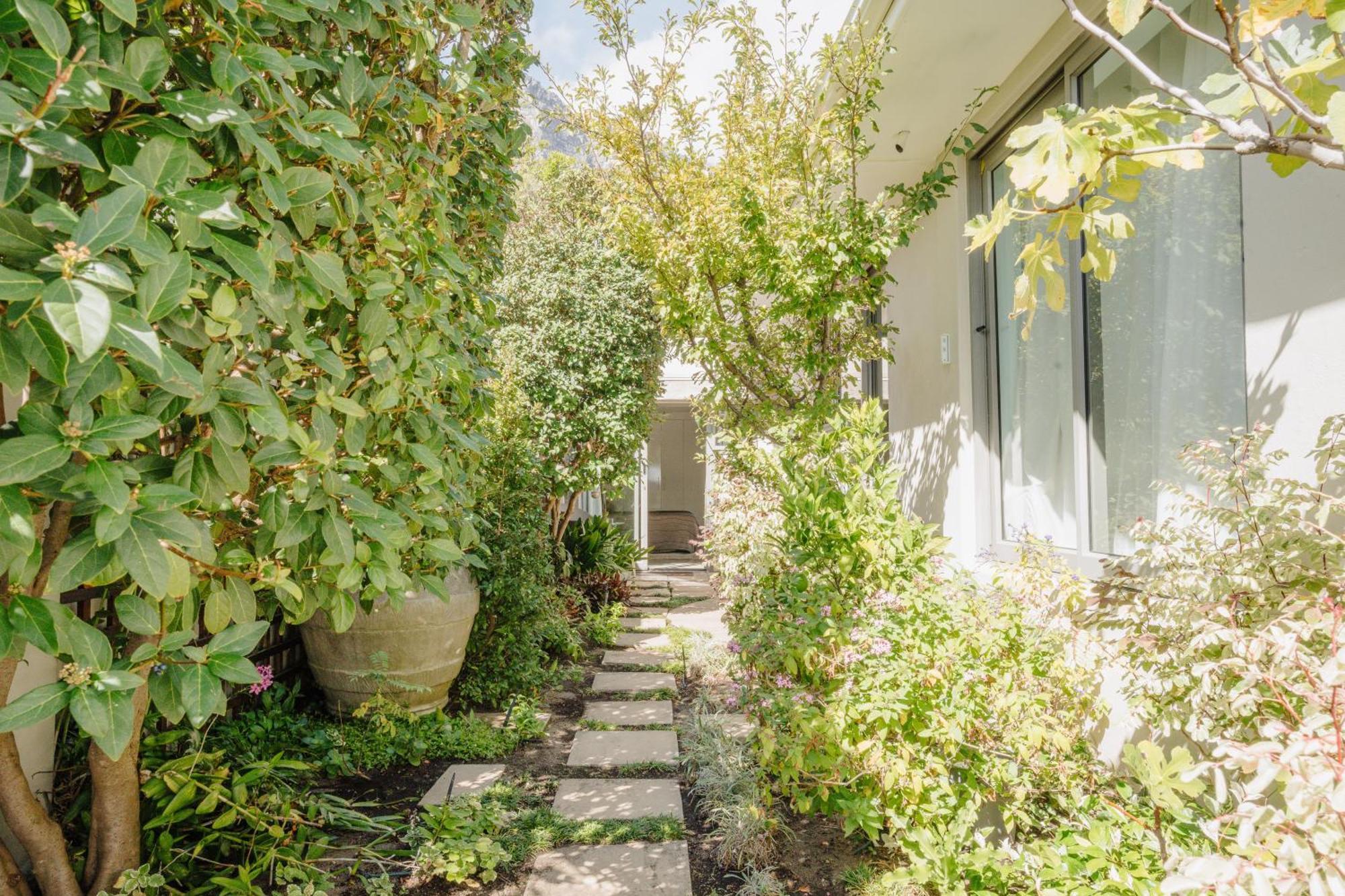 Апартаменты Echo Friendly Sunny Contemporary Garden Flat Кейптаун Экстерьер фото
